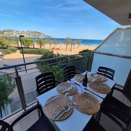 Rhodasmar Apartment